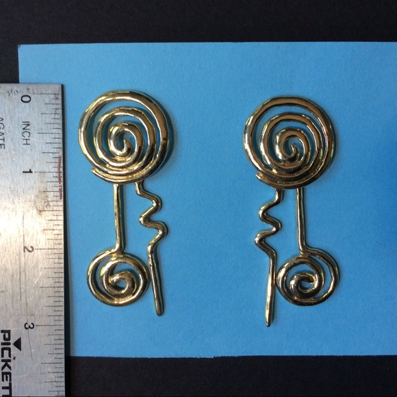 Flashback 80sVibes VintageGlam RetroGems Earrings - Picture 2 of 3